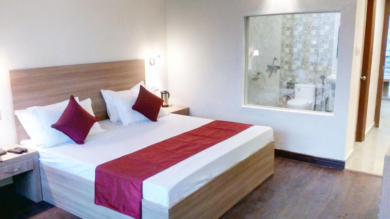 Hotel Emerald Valley Csail Kültér fotó